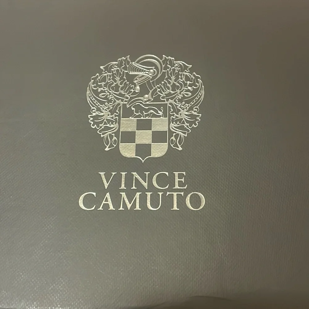 Vince Camuto Flats for women size 9 1/2 - Picture 2 of 8